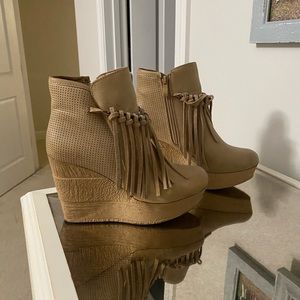 Sbicca booties Size 6.5